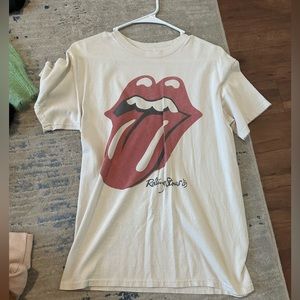 White rolling stones shirt